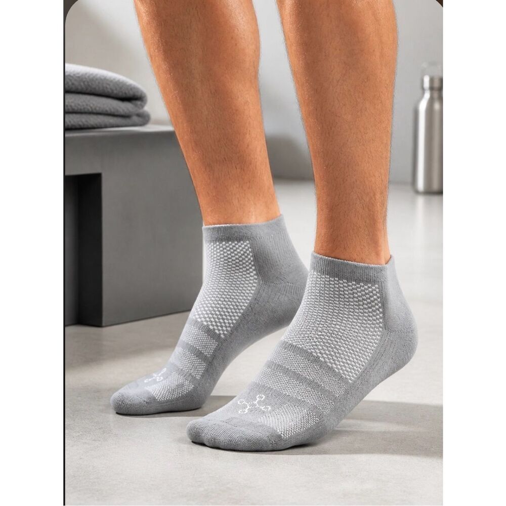 NWOT Tommie Cooper Women’s Gray Ankle Compression Socks - 2 Pair - Size - Large